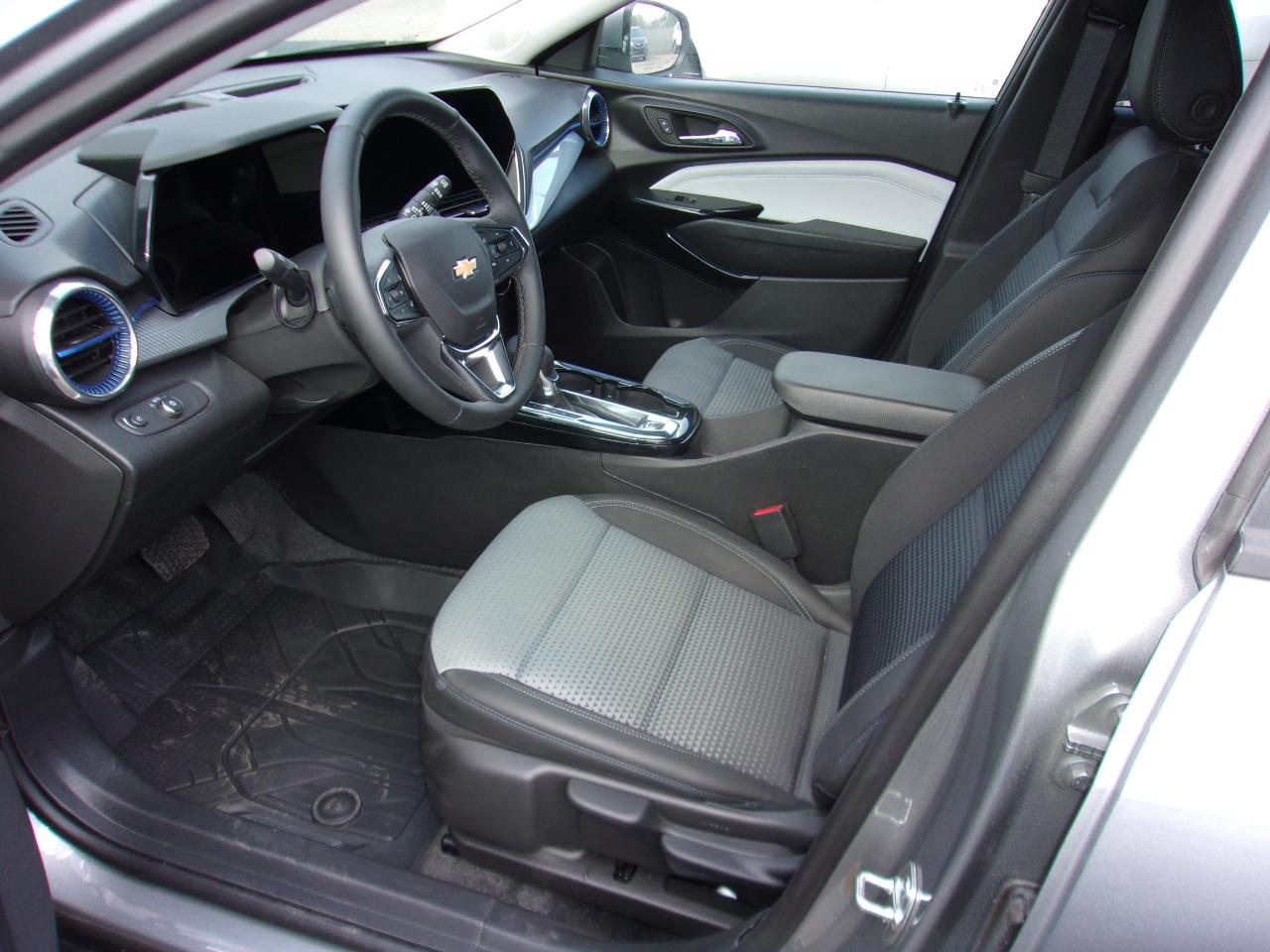 Chevrolet Trax FWD 4dr LT 2026