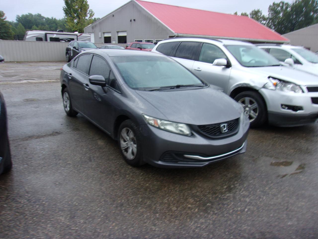 Honda Civic Sedan 4dr CVT LX 2015