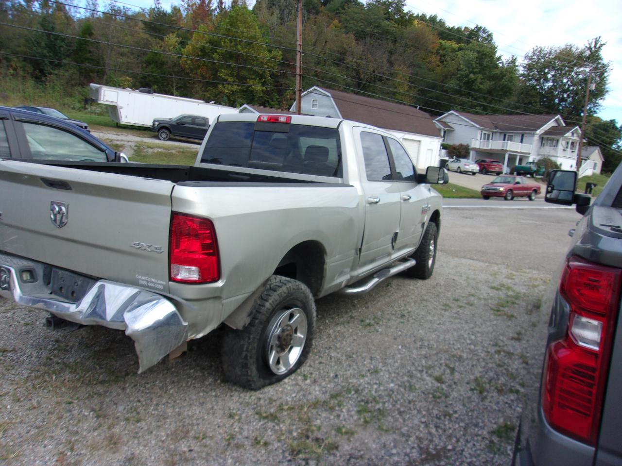 Dodge Ram 2500 4WD Crew Cab 149" SLT 2010