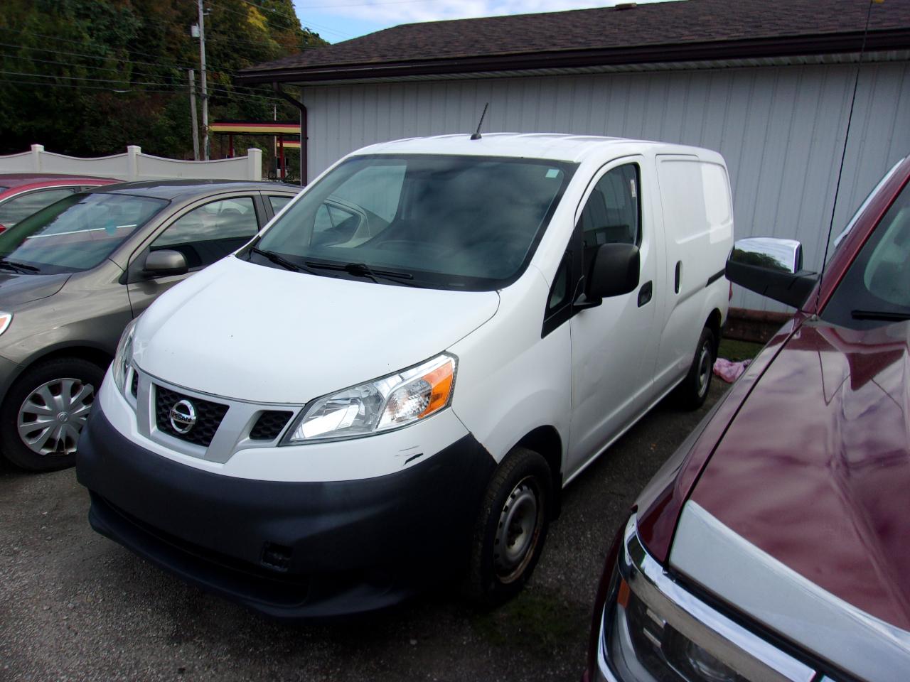 Nissan NV200 I4 S 2014