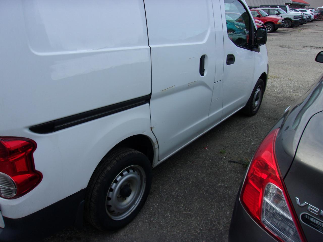 Nissan NV200 I4 S 2014
