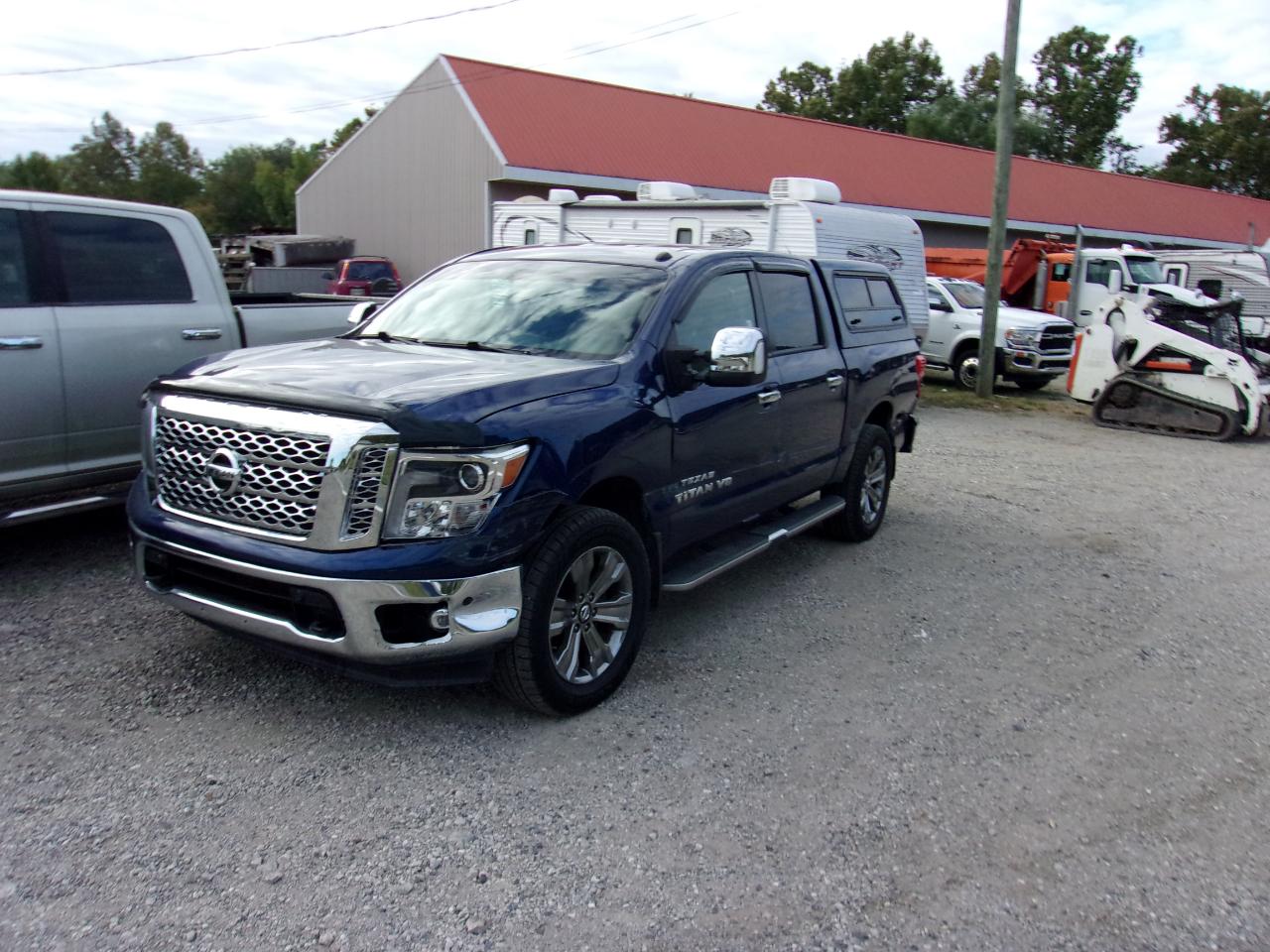 Nissan TITAN XE/S  2019