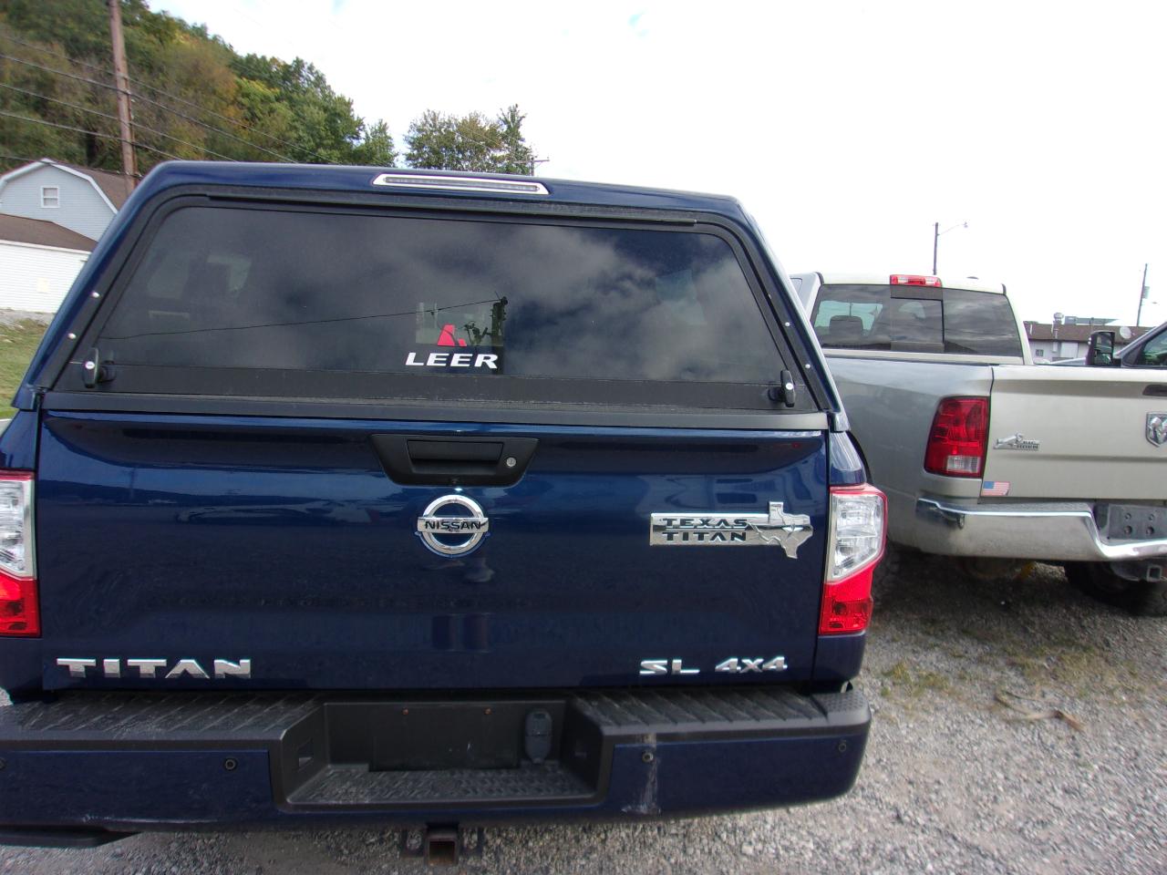 Nissan TITAN XE/S  2019