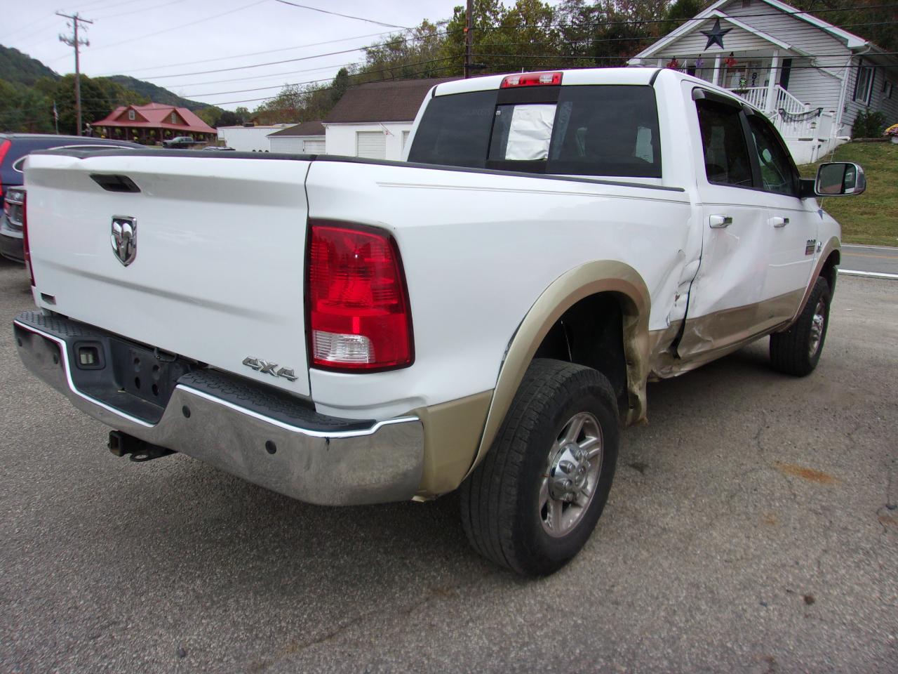 RAM 2500 4WD Crew Cab 149" Laramie 2011