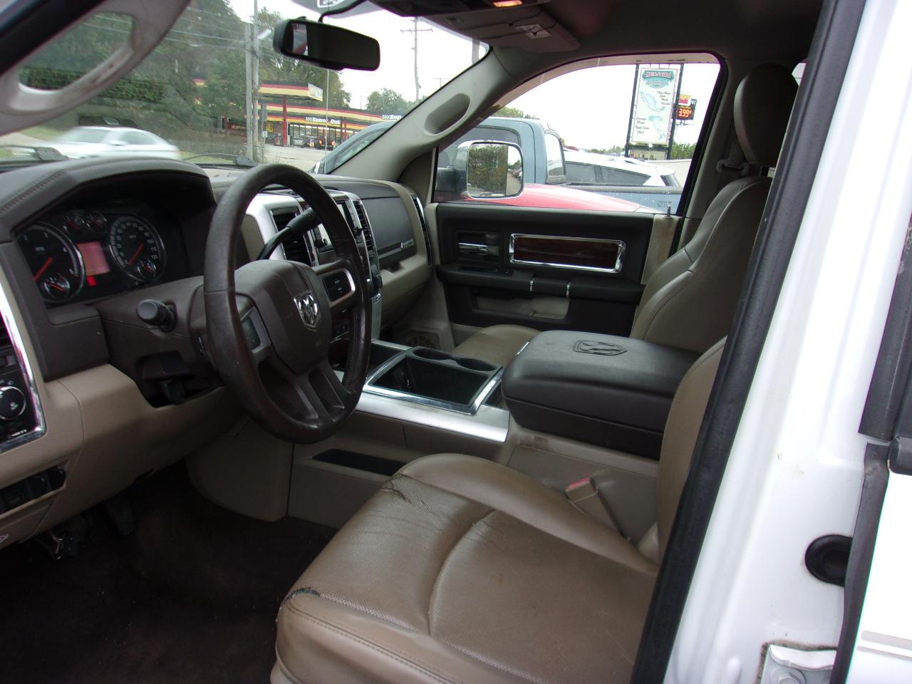 RAM 2500 4WD Crew Cab 149" Laramie 2011