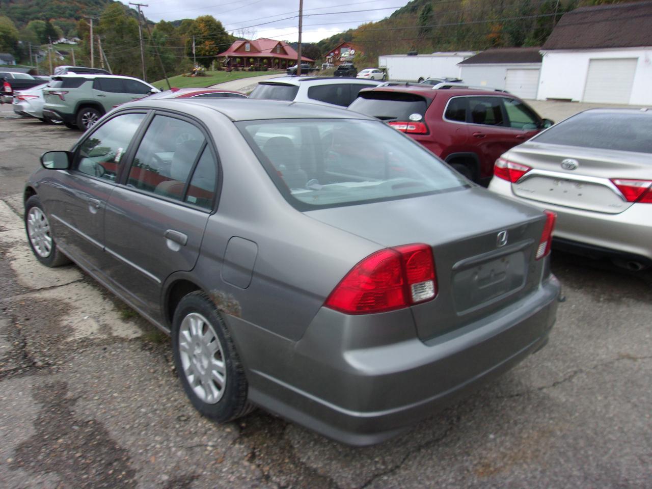 Honda Civic Sdn LX AT 2005
