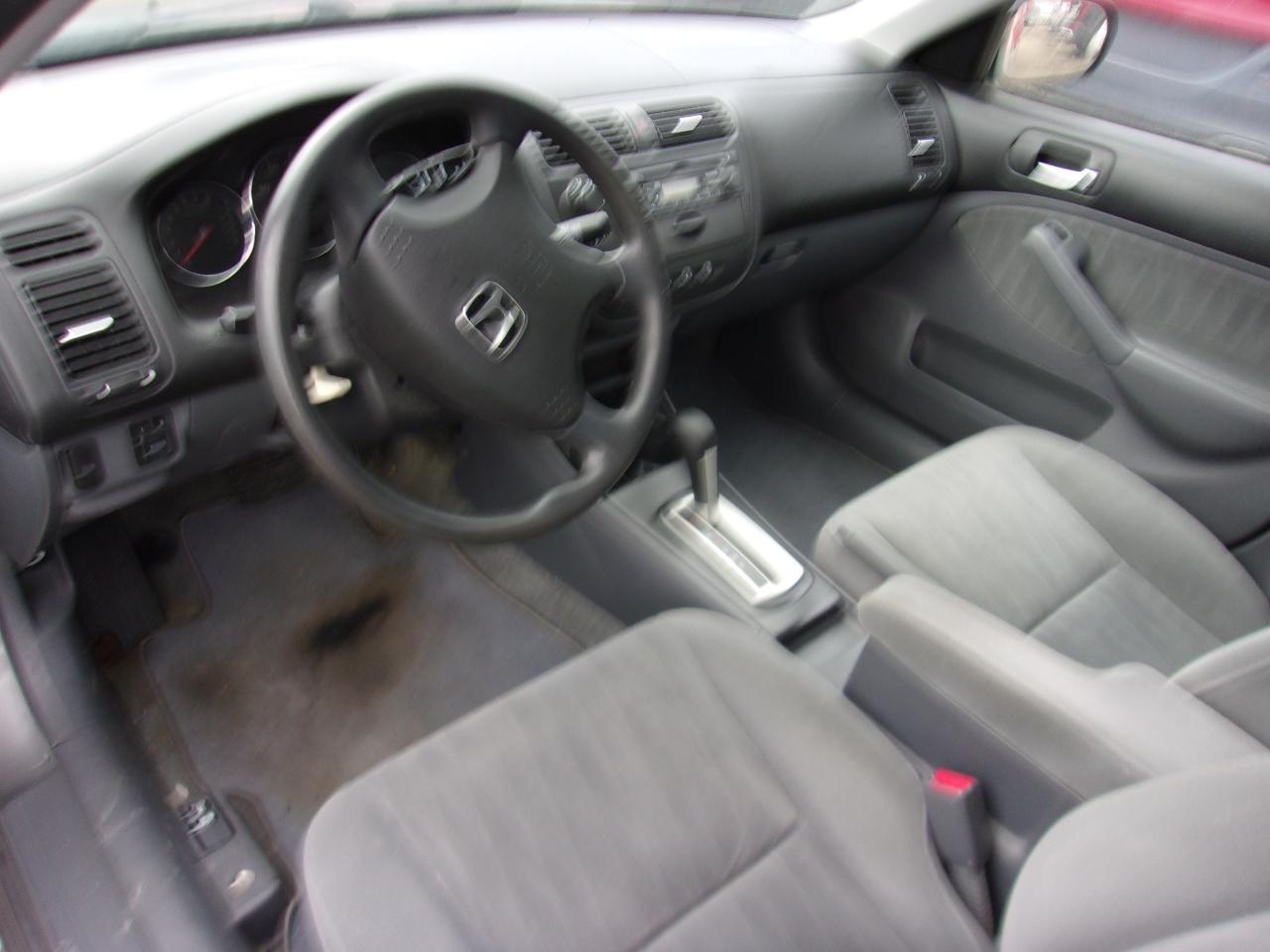 Honda Civic Sdn LX AT 2005