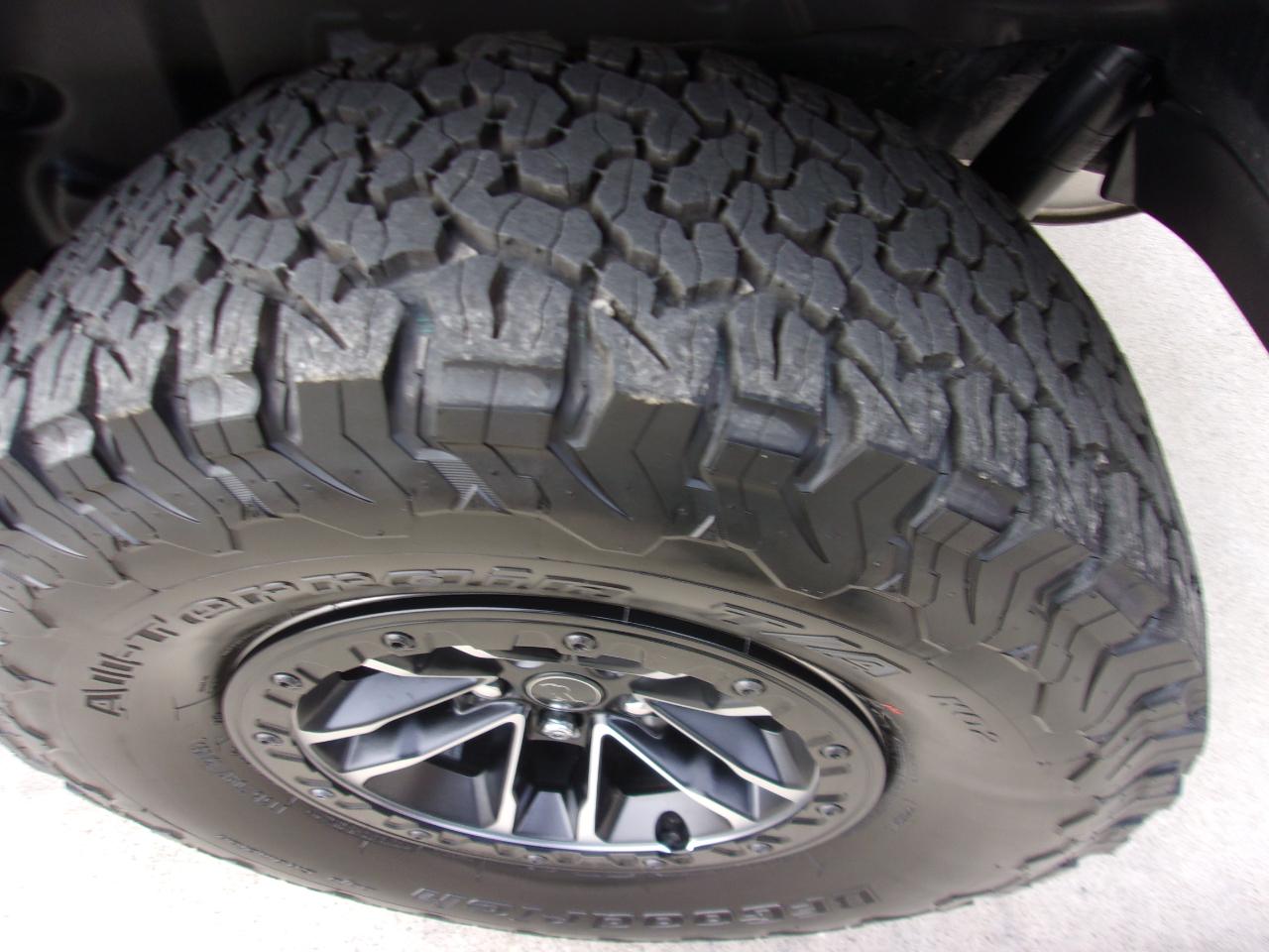 Jeep Wrangler Willys 4 Door 4x4 2025