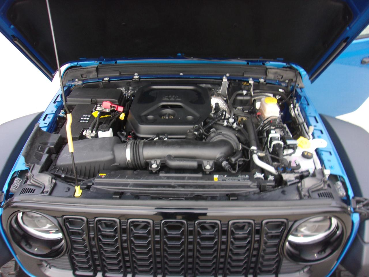 Jeep Wrangler Willys 4 Door 4x4 2025