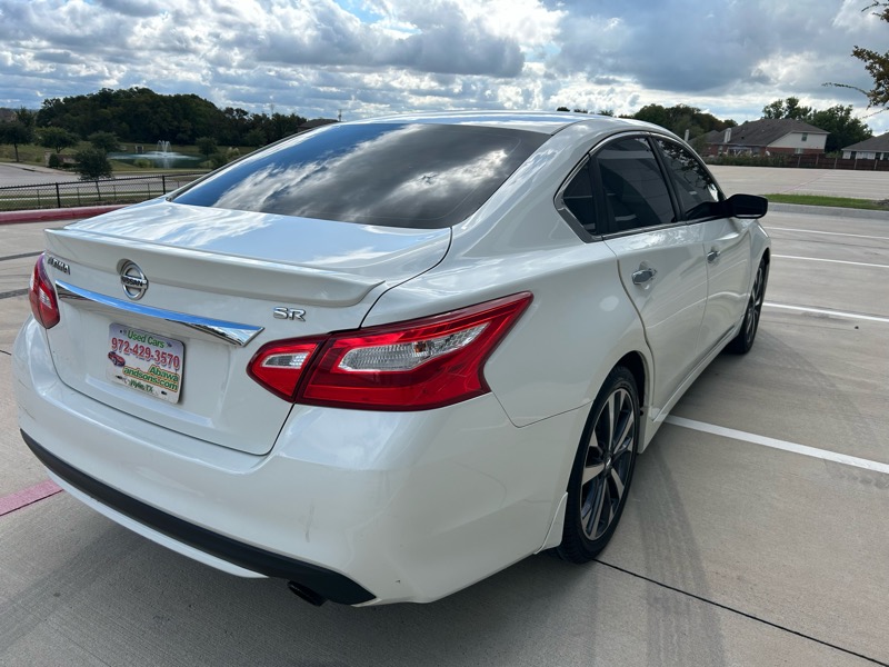 Nissan Altima 2.5 SR 2016