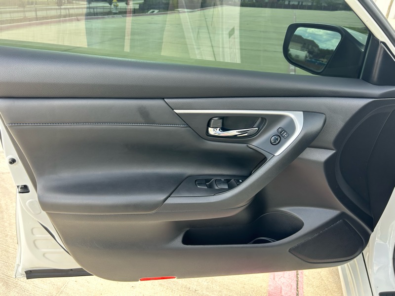 Nissan Altima 2.5 SR 2016