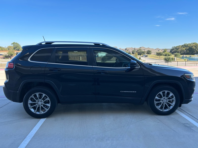 Jeep Cherokee Latitude Lux FWD 2021