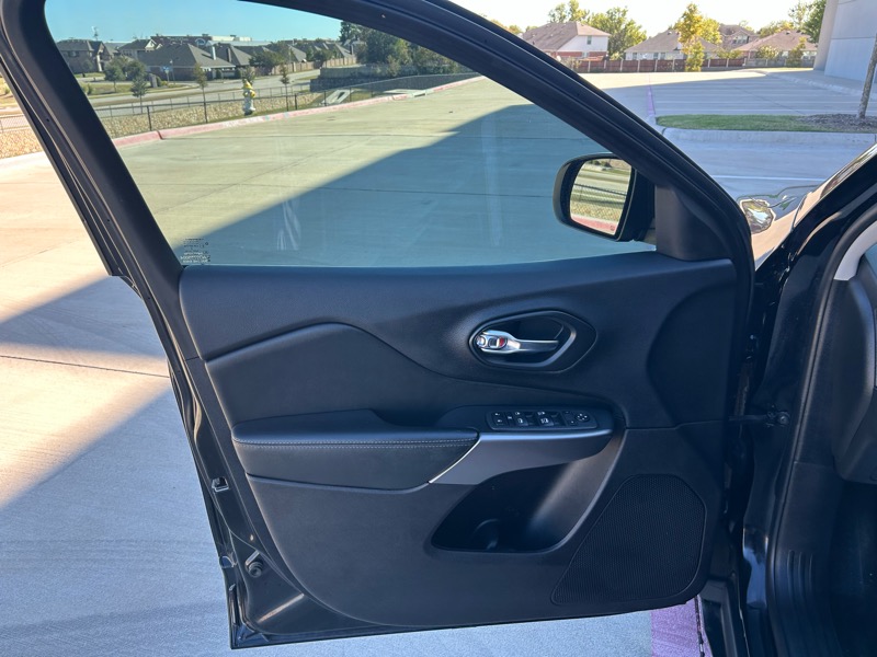 Jeep Cherokee Latitude Lux FWD 2021