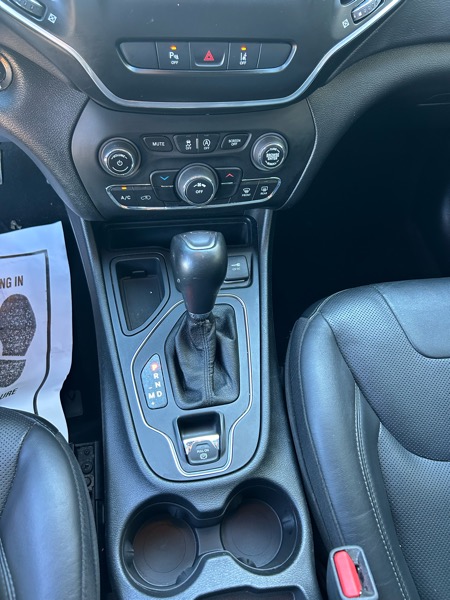 Jeep Cherokee Latitude Lux FWD 2021