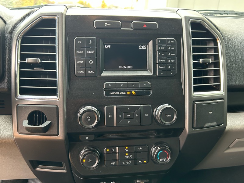 Ford F-150 XLT SuperCrew 5.5-ft. Bed 2WD 2015