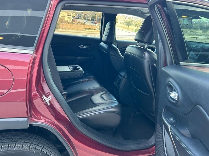 Jeep Cherokee Latitude Plus FWD 2019