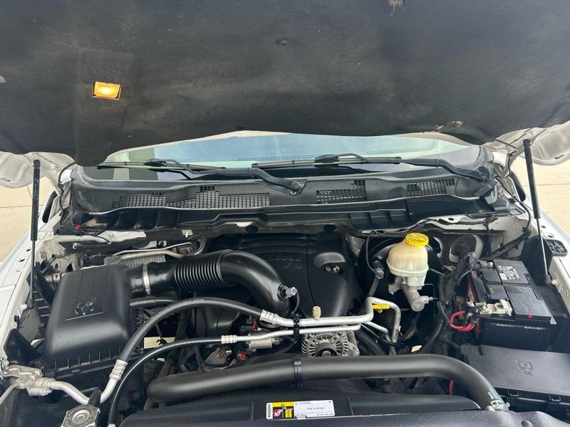 RAM 1500 SLT Crew Cab SWB 4WD 2017