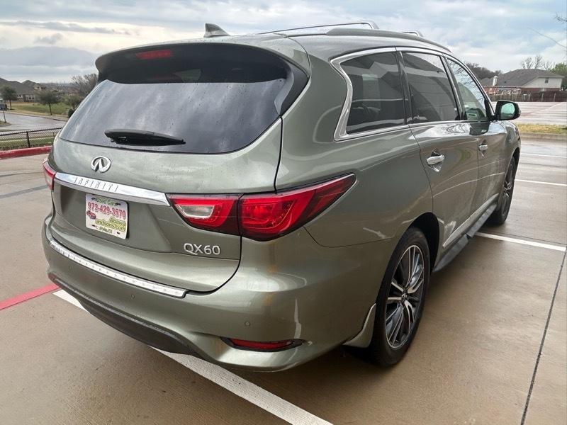Infiniti QX60 Base FWD 2017