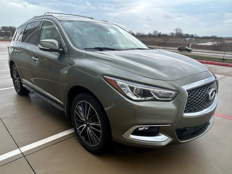 Infiniti QX60 Base FWD 2017