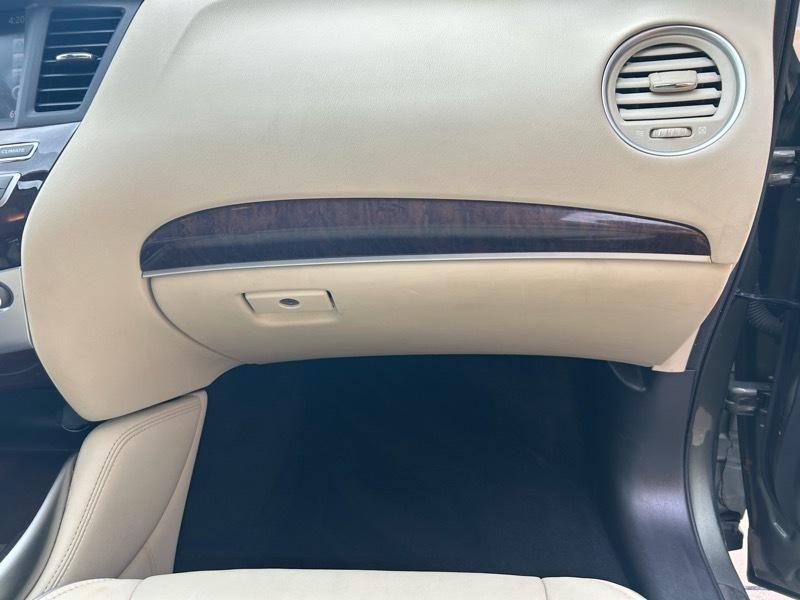 Infiniti QX60 Base FWD 2017