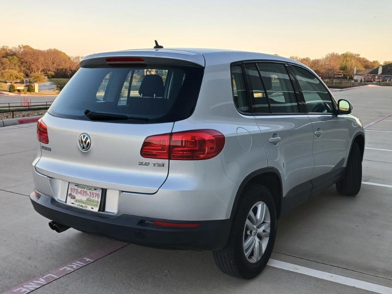 Volkswagen Tiguan S 2013