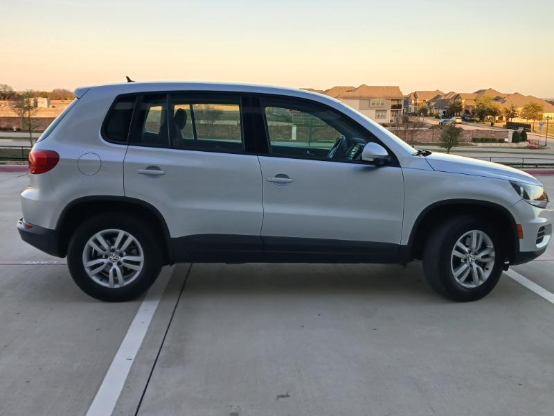 Volkswagen Tiguan S 2013