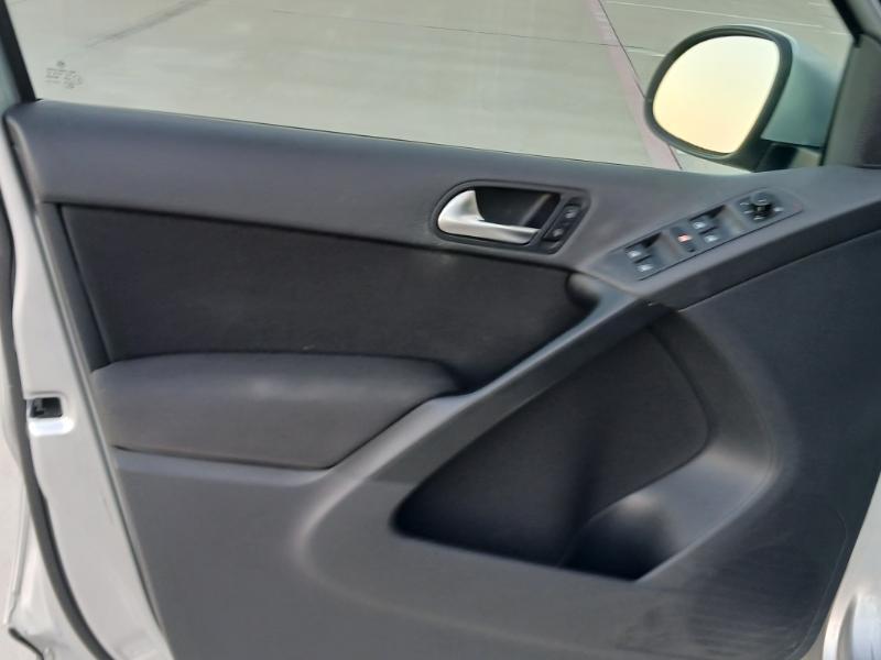 Volkswagen Tiguan S 2013