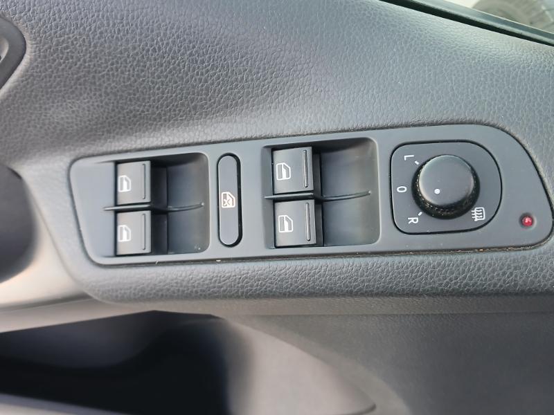 Volkswagen Tiguan S 2013