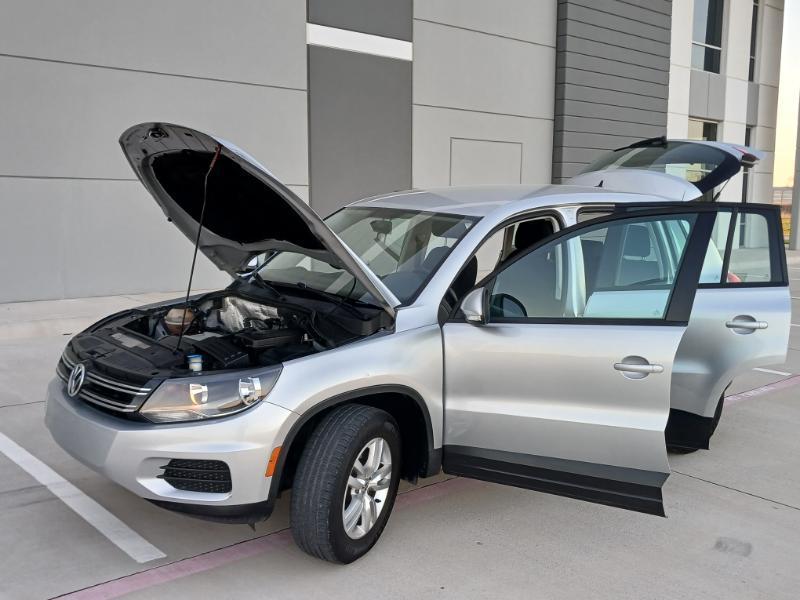 Volkswagen Tiguan S 2013