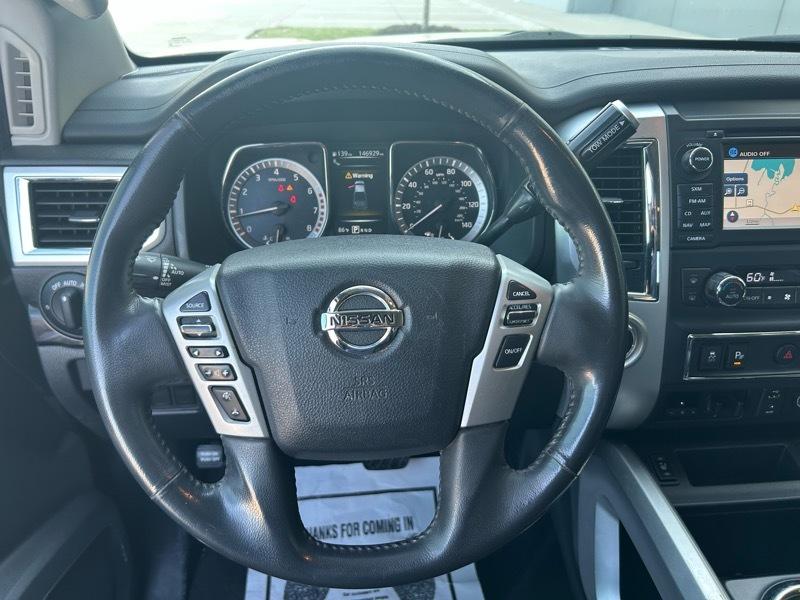 Nissan Titan SV Crew Cab 2WD 2017