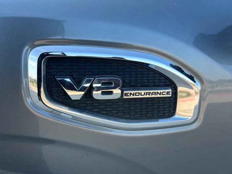 Nissan Titan SV Crew Cab 2WD 2017