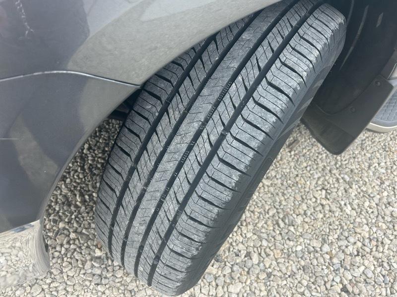 Nissan Titan SV Crew Cab 2WD 2017