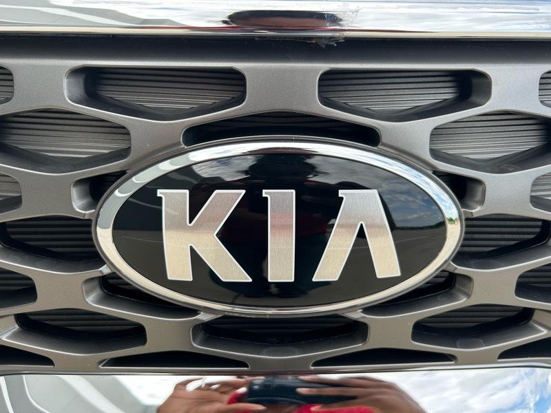 Kia Telluride LX 2020