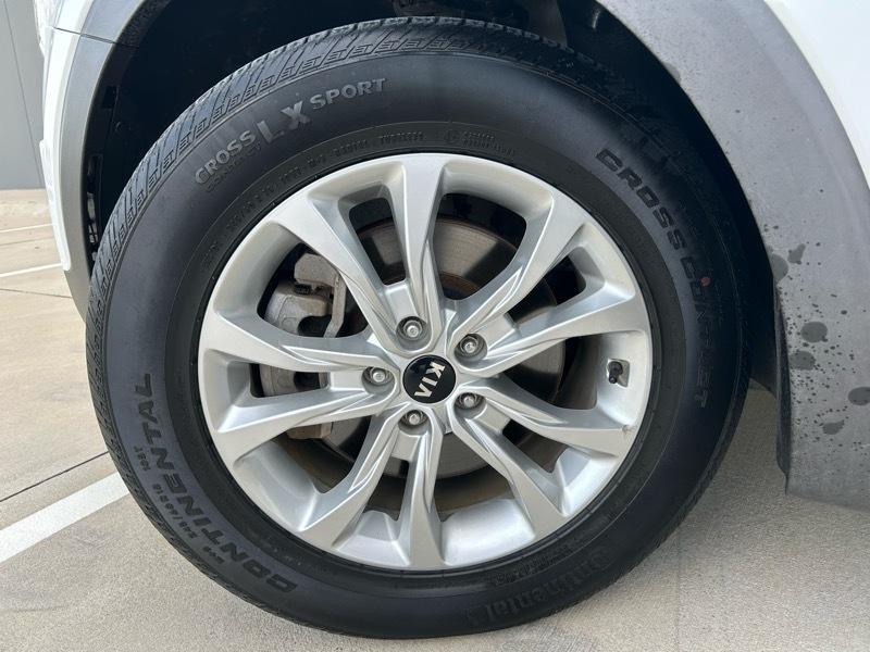 Kia Telluride LX 2020