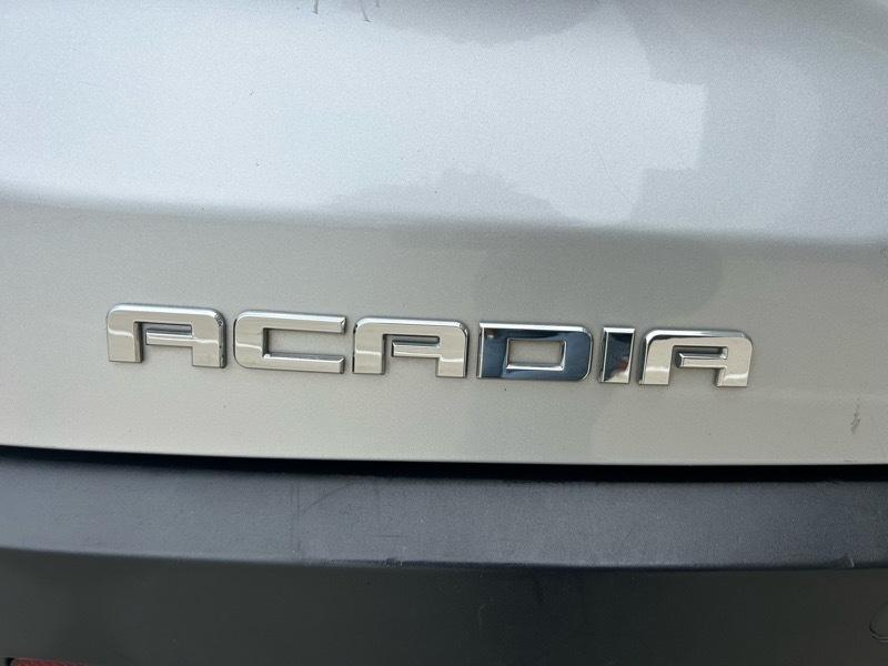 GMC Acadia SLT-1 FWD 2019
