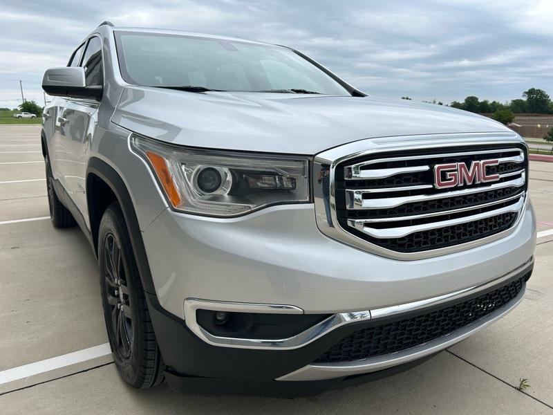 GMC Acadia SLT-1 FWD 2019