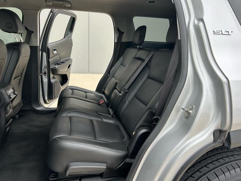 GMC Acadia SLT-1 FWD 2019
