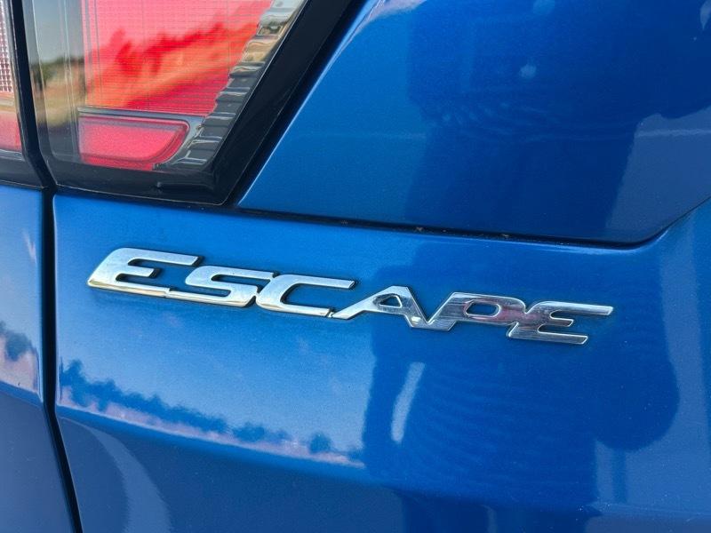 Ford Escape SE FWD 2017