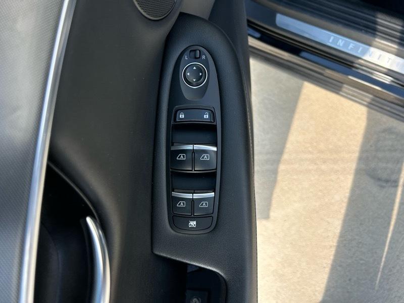 Infiniti QX50 PURE 2020