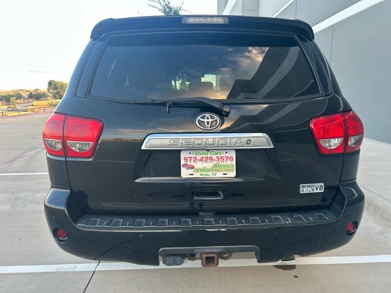 Toyota Sequoia Plantium 2WD 2016