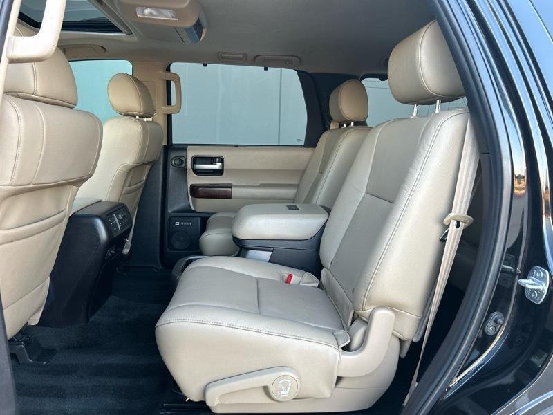 Toyota Sequoia Plantium 2WD 2016