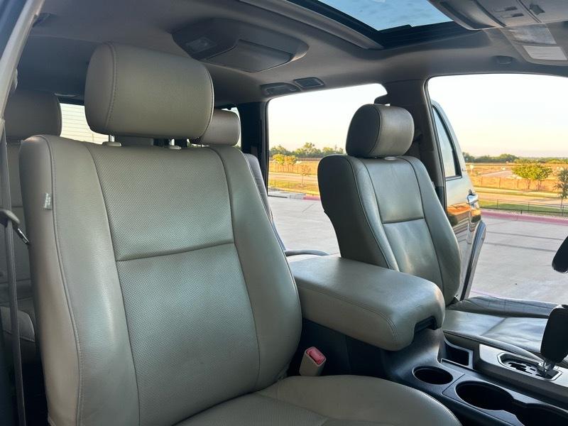 Toyota Sequoia Plantium 2WD 2016