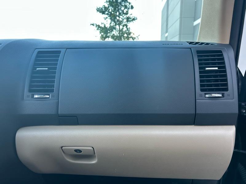Toyota Sequoia Plantium 2WD 2016