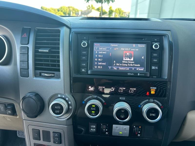 Toyota Sequoia Plantium 2WD 2016
