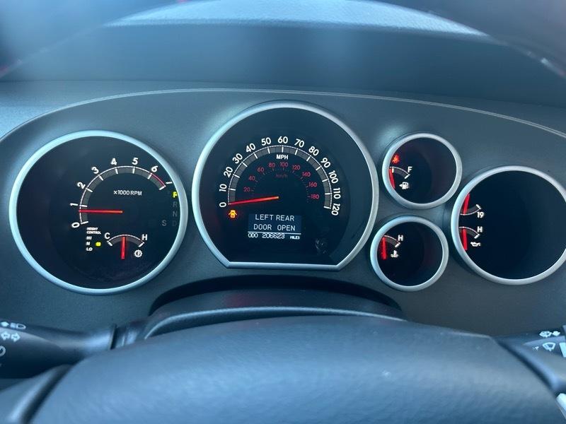 Toyota Sequoia Plantium 2WD 2016