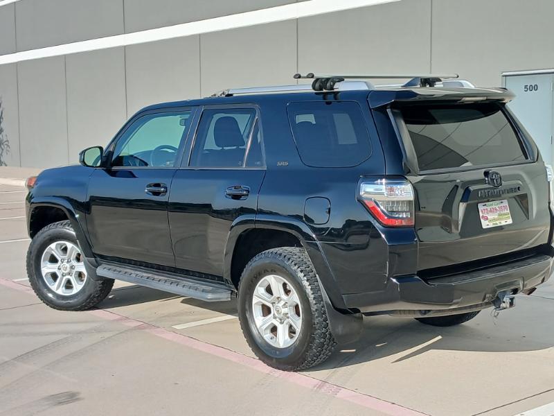 Toyota 4Runner SR5 2WD 2016