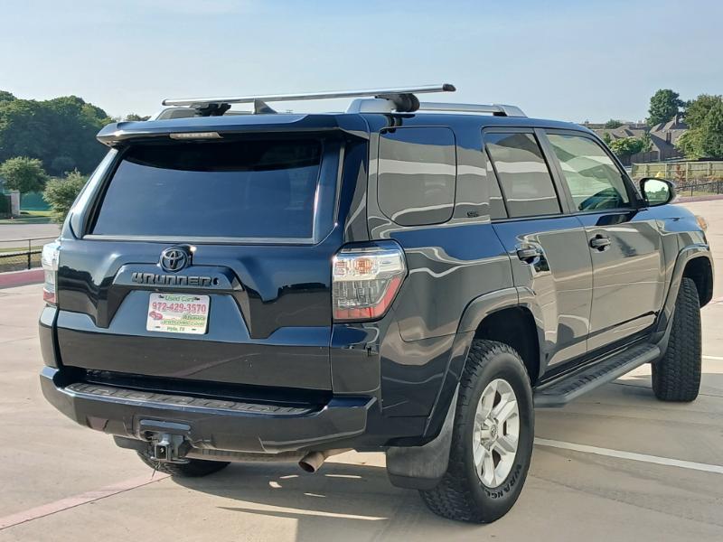 Toyota 4Runner SR5 2WD 2016