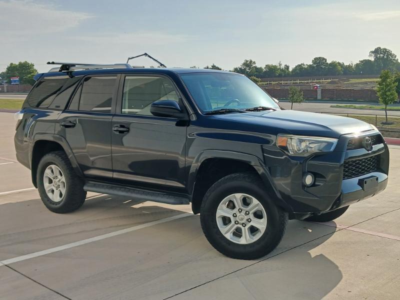 Toyota 4Runner SR5 2WD 2016