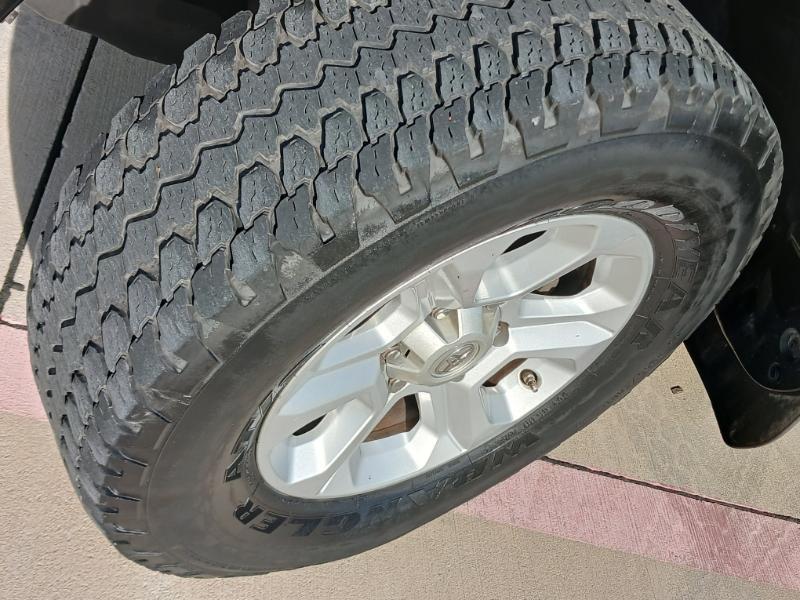 Toyota 4Runner SR5 2WD 2016