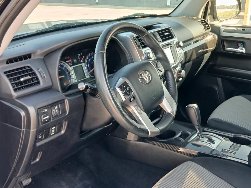 Toyota 4Runner SR5 2WD 2016